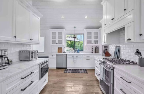 Fallbrook House | Fallbrook Pool & Spa Wine Country Estate