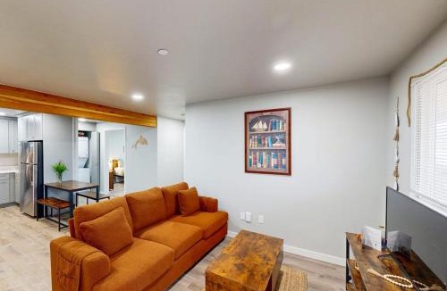 Florence House | Family-friendly condo with kitchen close to river downtown & WIFI