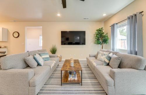 Florence House | Family-Friendly Florence Home: 3 Mi to the Coast!