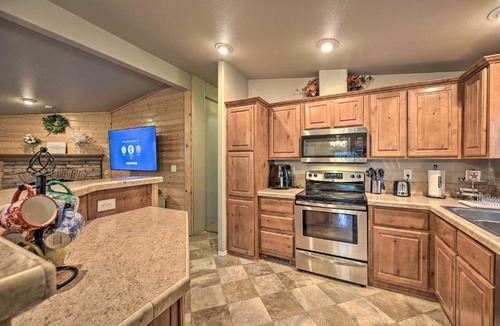 Munds Park House | Family Munds Park Retreat Games and Gas Grill