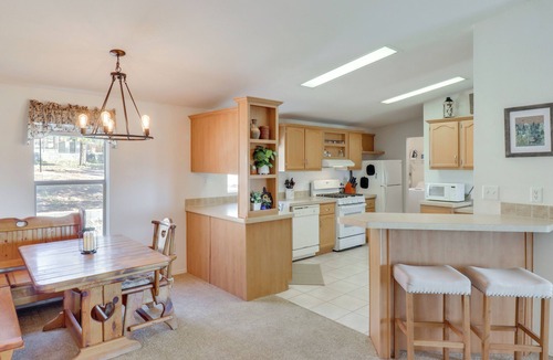 Show Low House | Family Show Low Getaway - 7 Mi to Town!
