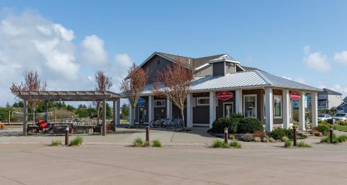 Ocean Shores House | Fancy Finish Cottage