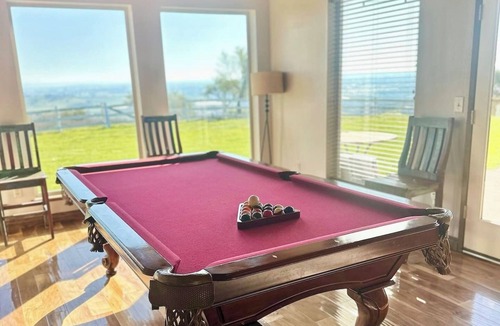 Paso Robles House | FarmStay HillTop wine country views 6BR/4BA