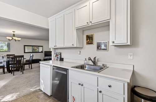 Clear Lake House | Fisherman’s Paradise! Great Location and Views!