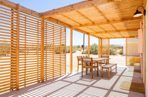 Yucca Valley House | Flamingo Ranch - Dreamy Desert Design With Hot Tub 2 Bedroom Home by RedAwning