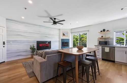 Olde Solana Beach Apartment | Fletcher Cove Solana Beach 2BD Coastal Apartment