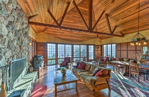 Port Orford House | Forested Gold Beach House w/Panoramic Ocean Views