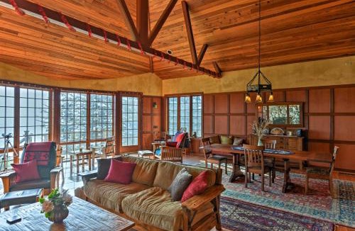 Port Orford House | Forested Gold Beach House w/Panoramic Ocean Views
