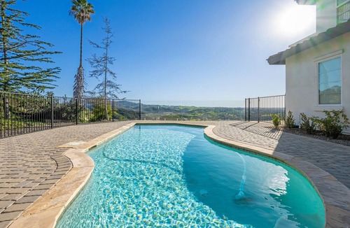 Bonsall House | Forever View Villa - 4660 sf Hilltop Hideaway, Views to the Ocean, Gated Privacy