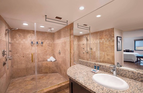 Anaheim Resort Hotel | Four Points by Sheraton Anaheim