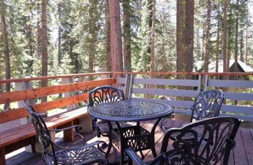 Tahoe Pines House | Fred's Retreat cabin