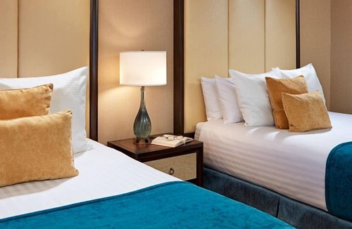 Village of La Jolla Hotel | Friends and Family Vacation! Two Convenient Units, Restaurant, On-Site Dining