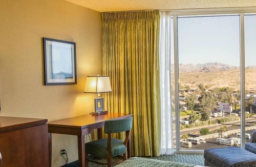 Laughlin House | Friends Vacation! 3 Spacious Units, Game Room, Casino, Pool, Bars, FREE Parking!