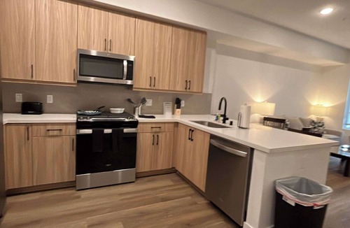Mission Valley East Apartment | Fully Furnished 1BR in Misson Valley w/Parking