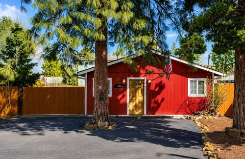 Southern Crossing House | Fully Furnished 30+ Day Executive Rental Utilities Included