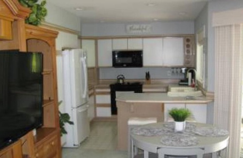 Leavenworth Condo | G-3 Condo-Ensuite-Modern-Golf view