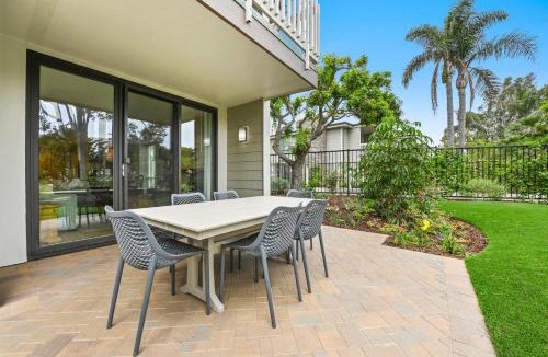 Townsite House | G7 - Cozy Beach Cottage