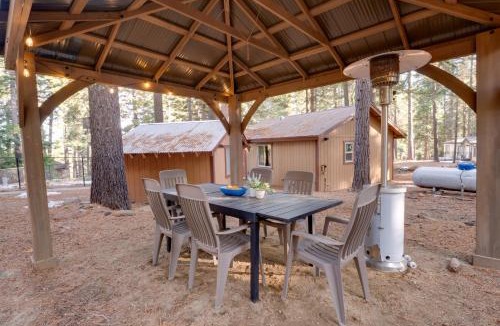 Peninsula Village Apartment | Gateway to Lassen Volcanic! Cozy Woodland Studio
