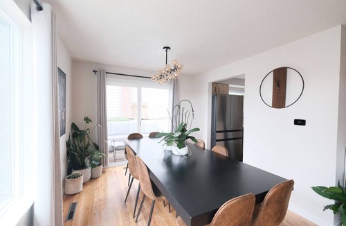 Wilkes East House | Gateway to the Gorge