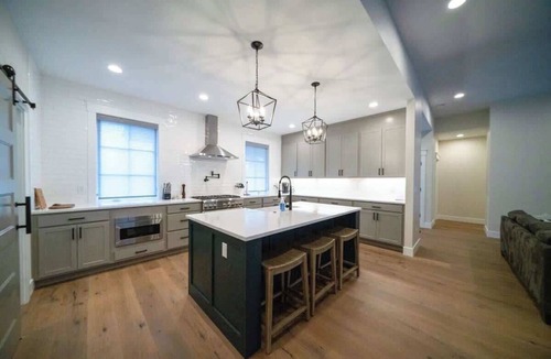 Surf Pines House | Gearhart Getaway: Hot Tub + Walk to the Beach