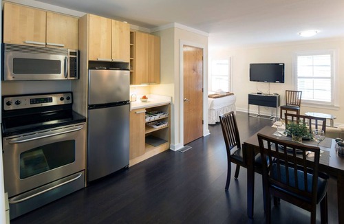 Historic District - North Apartment | Getaway for Two Only Blocks from River Street by Lucky Savannah