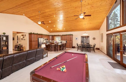 Eagle Mountain Estates Cabin | Gold Rush Lodge- 3BR, Pool table and deck