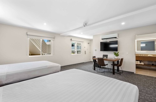 Agoura Hills Hotel | Good Nite Inn - Calabasas