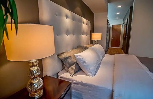 Encino House | Gorgeous two Bedroom House near Ventura Blvd