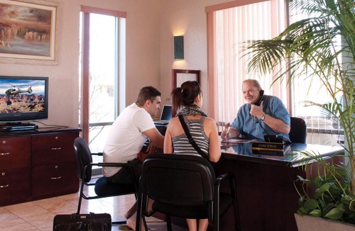 Tusayan Hotel | Grand Canyon Plaza Hotel-South Rim