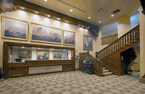 Williams Hotel | Grand Canyon Railway & Hotel