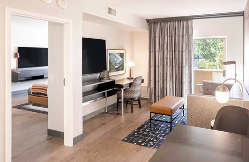 Williams Hotel | Grand Canyon Railway Hotel