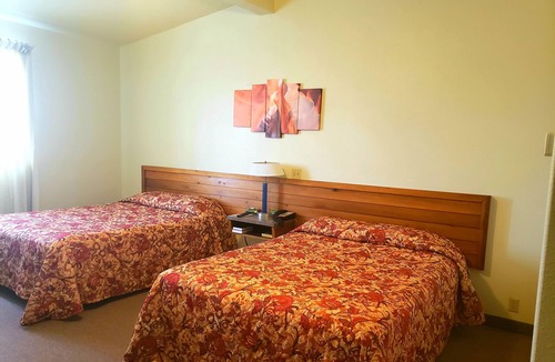 Cannonville Hotel | Grand Staircase Inn