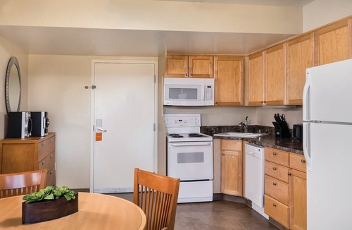 Downtown Reno Resort | Great dining, nightlife and gaming!