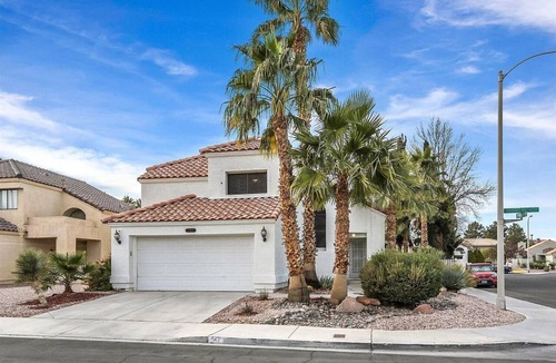 Green Valley House | Great neighborhood!