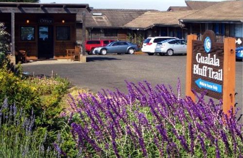 Gualala Hotel | Gualala Surf Inn on the ocean bluff