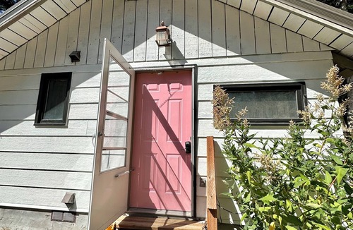 Bigfork Cottage | Guest Cottage located 4 miles east of Bigfork, MT