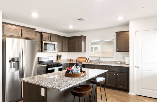 Coachella House | Guest Fav Resort, 4bdrm, Pool, Spa & Games, BBQ, 2 Mi to Coachella