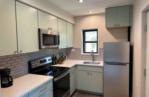 White Salmon House | Guesthouse in Gorge Paradise!