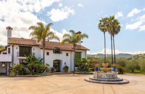 Salinas House | Hacienda House on Vineyard w/Pool/Hot Tub/GameRoom