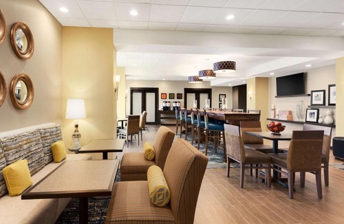 Kennewick Hotel | Hampton Inn by Hilton Kennewick at Southridge