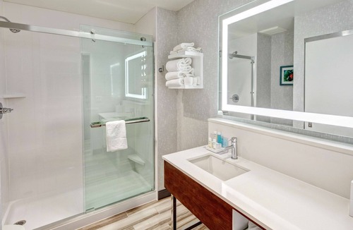 Cardiff-by-the-Sea Hotel | Hampton Inn Cardiff Beach Encinitas, CA Near Del Mar