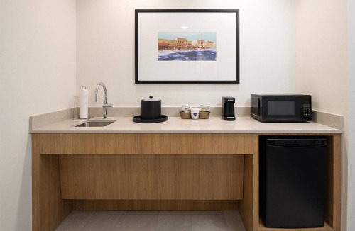 Downtown Prescott Valley Hotel | Hampton Inn & Suites Prescott Valley
