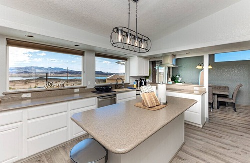 Lake Havasu City House | Havasu Bryce - Lake View, Pool, Spa, Game Room
