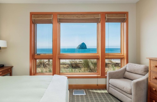 Pacific City Cabin | Headlands Coastal Lodge & Spa