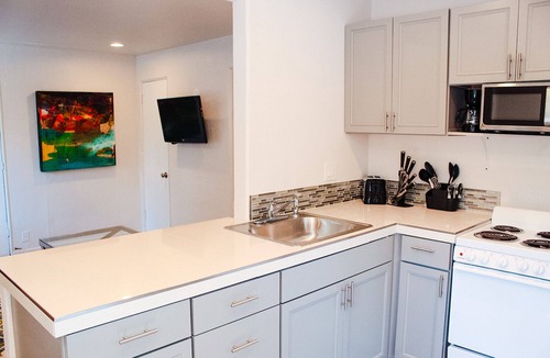 Tahquitz River Estates Condo | HEART OF PALM SPRINGS!