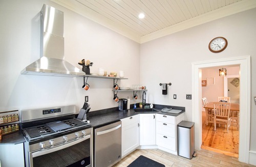 Snowflake House | Heritage Inn