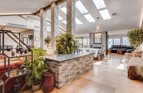 Rancho Oakey Villa | Hidden Gem 7BD/5BA Villa Landscaped w/ Lazy River