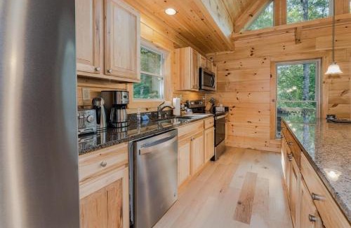 Cedar Mountain House | Hideaway Cabin · Hideaway Cabin in Cedar Mountain