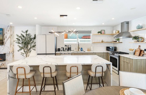 Fountain Valley House | High-end 4BR Home Near Beach & Disneyland