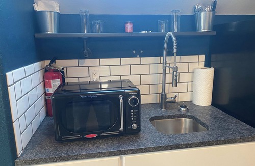Newman Lake Apartment | High-end studio on five acre estate with over 100 five star reviews!